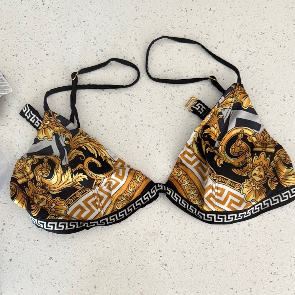 Versace silk bra size 2 (final sale shop closes 5.1)